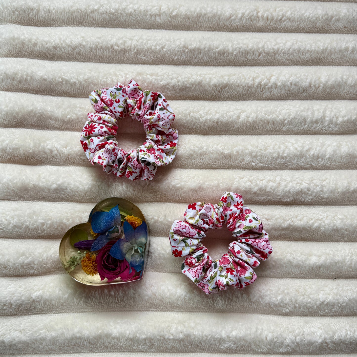 Twilight Multi-Floral Scrunchie (Medium)