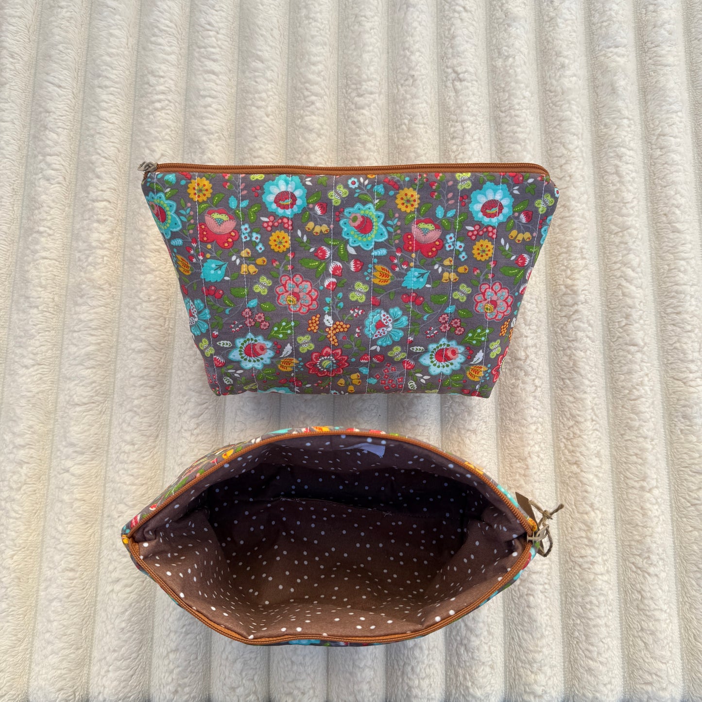 Taper Cosmetic Bag