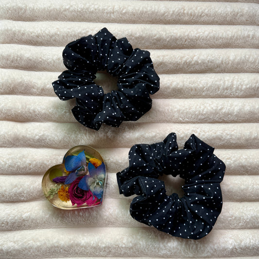 Black Polka-Dots Scrunchie (Large)