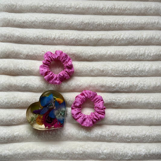 Baby Pink Polka-Dots Scrunchie (Mini)
