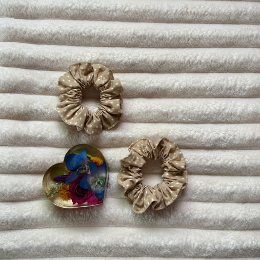 Cafecito Scrunchie (Medium)