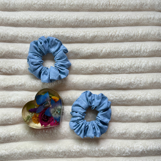 Grey Blue Polka-Dots Scrunchie (Medium)