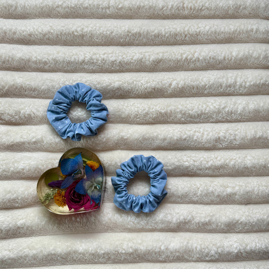 Grey Blue Polka-Dots Scrunchie (Mini)