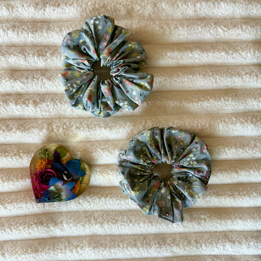 Grey Multi-Floral Scrunchie (Large)