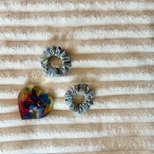 Grey Multi-Floral Scrunchie (Mini)