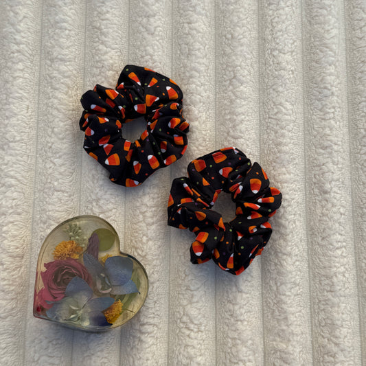 Candy Corn Scrunchie (Mini)